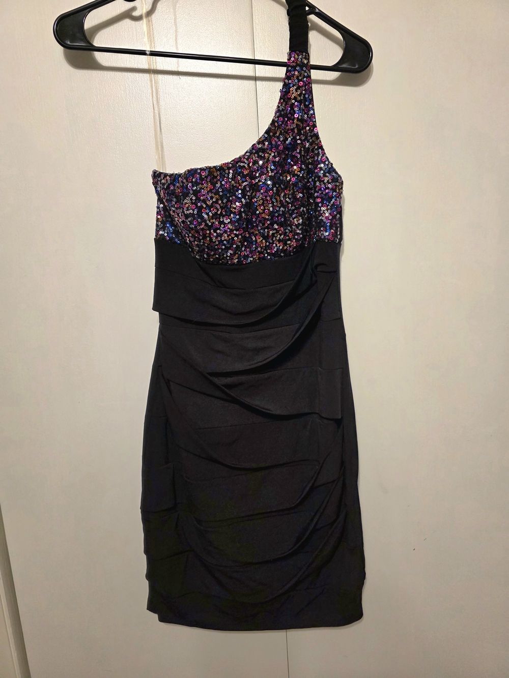 One-Shoulder Black Dress with Multicolor Sequin Bodice